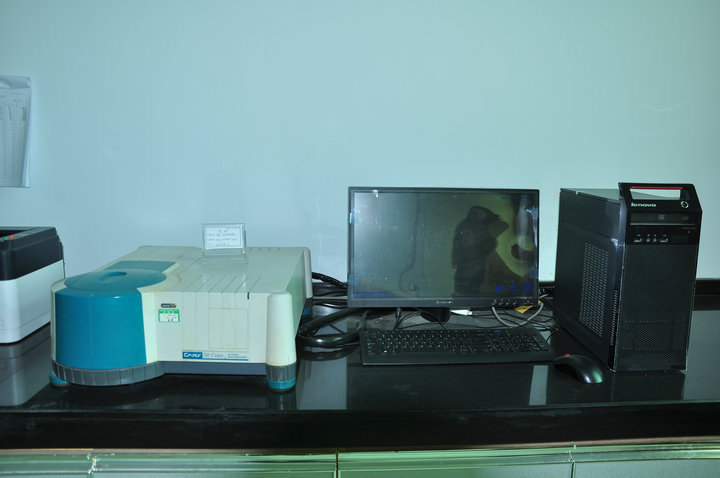 紫外可見(jiàn)分光光度計(jì)